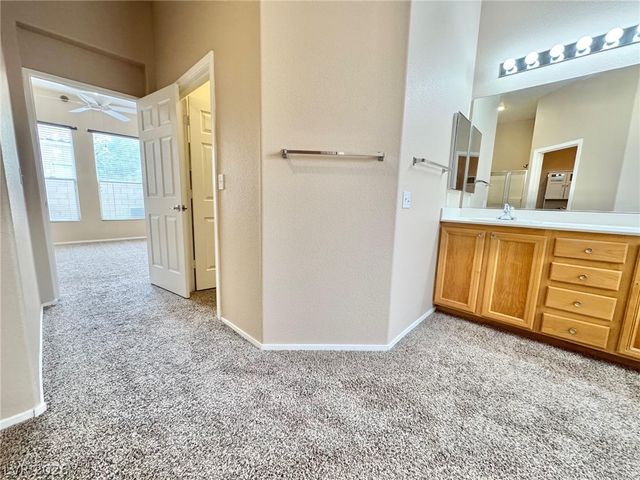 9172 Long Island Street, Las Vegas, NV 89123