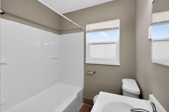 774 Racine Avenue, Columbus, OH 43204