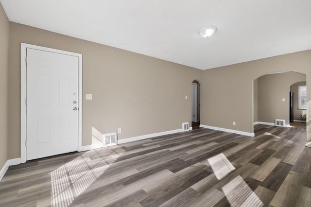 774 Racine Avenue, Columbus, OH 43204