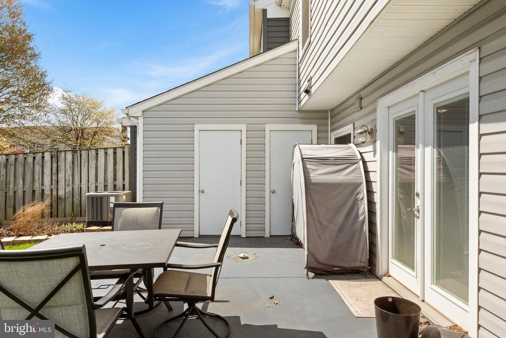 Image 23 of property listing at 5757 SUNSET VIEW LN, Frederick, MD 21703