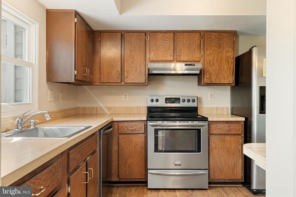 Image 9 of property listing at 5757 SUNSET VIEW LN, Frederick, MD 21703