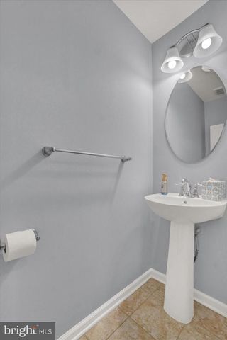 1081 COUNTRYSIDE RD, Seven Valleys, PA 17360