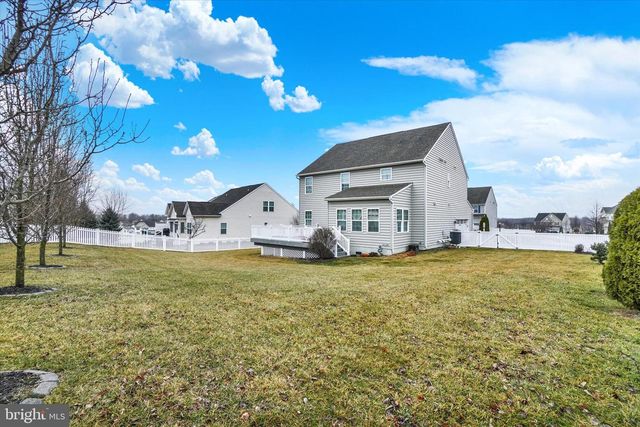 1081 COUNTRYSIDE RD, Seven Valleys, PA 17360