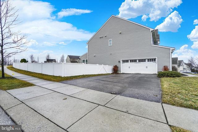 1081 COUNTRYSIDE RD, Seven Valleys, PA 17360