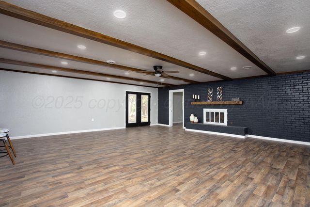 2701 Comanche Trail, Pampa, TX 79065