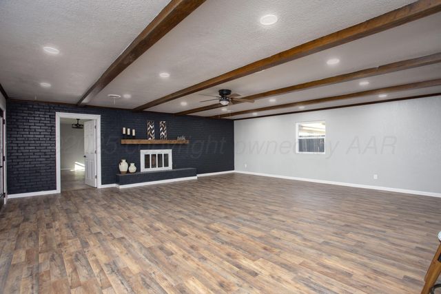 2701 Comanche Trail, Pampa, TX 79065