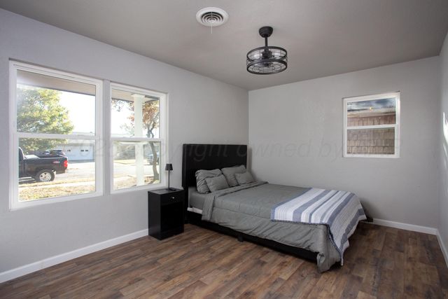 2701 Comanche Trail, Pampa, TX 79065