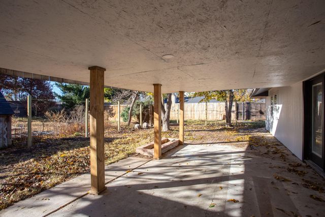 2701 Comanche Trail, Pampa, TX 79065