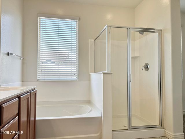 10622 E WAVELENGTH Avenue, Mesa, AZ 85212
