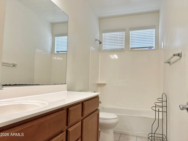 10622 E WAVELENGTH Avenue, Mesa, AZ 85212