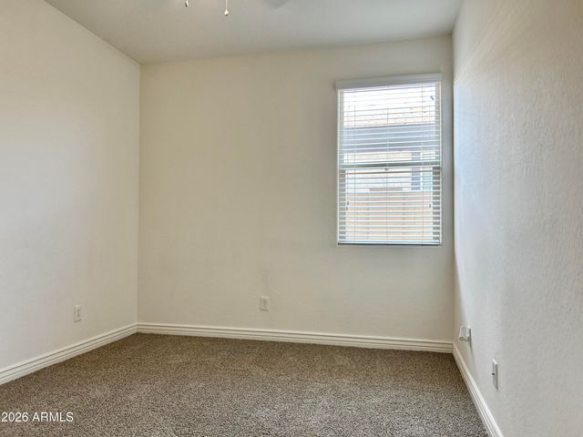 10622 E WAVELENGTH Avenue, Mesa, AZ 85212