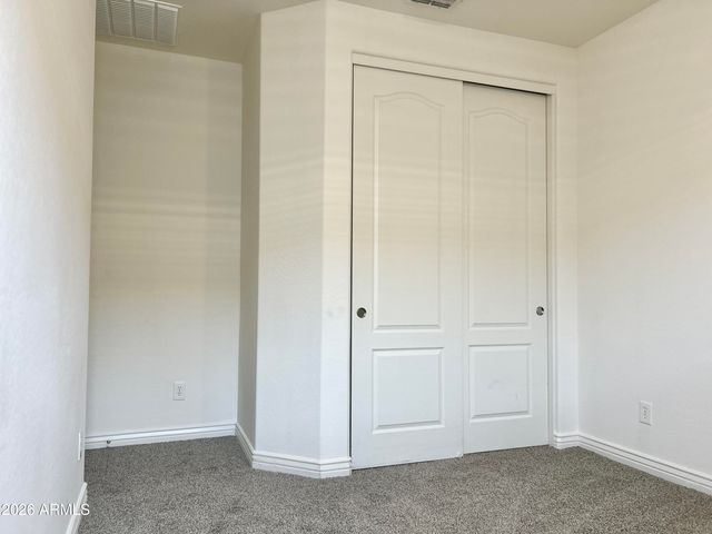 10622 E WAVELENGTH Avenue, Mesa, AZ 85212