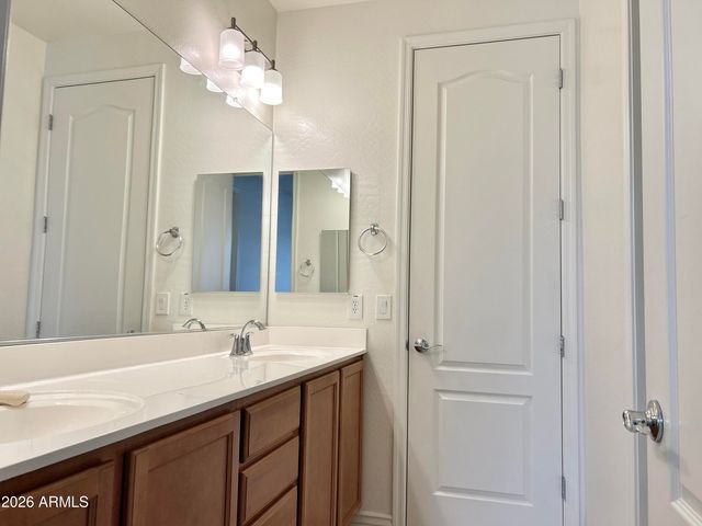 10622 E WAVELENGTH Avenue, Mesa, AZ 85212