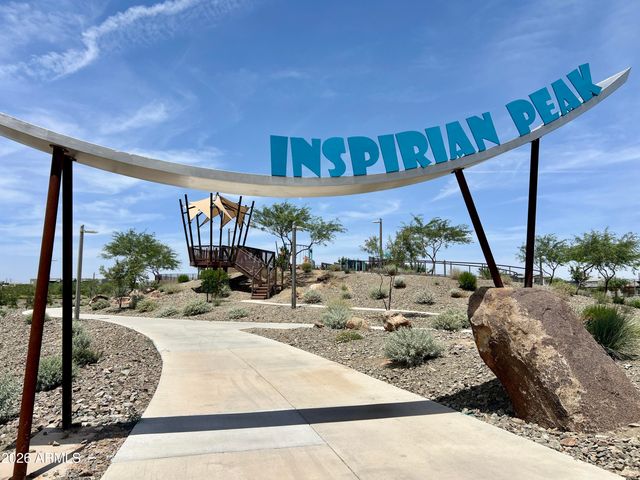10622 E WAVELENGTH Avenue, Mesa, AZ 85212
