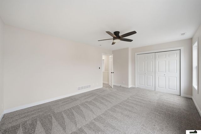 10831 N 136th Street, Waverly, NE 68462