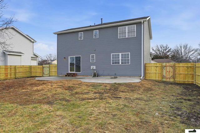 10831 N 136th Street, Waverly, NE 68462