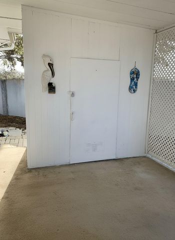 7901 40TH AVENUE N 32, St Petersburg, FL 33709