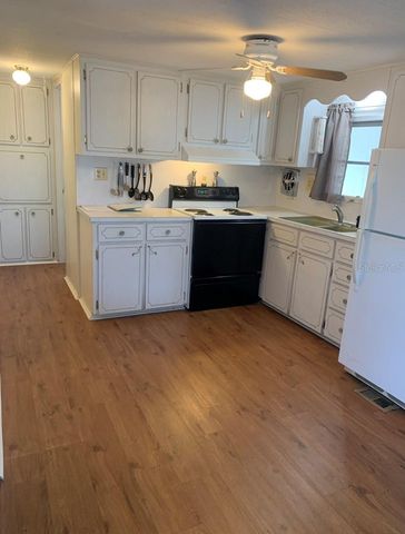 7901 40TH AVENUE N 32, St Petersburg, FL 33709