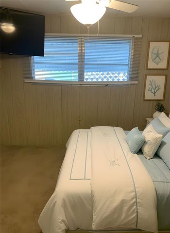 7901 40TH AVENUE N 32, St Petersburg, FL 33709