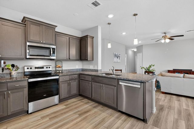 2038 Chief Street, Bryan, TX 77807