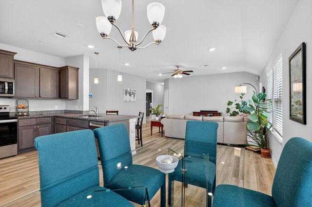 2038 Chief Street, Bryan, TX 77807