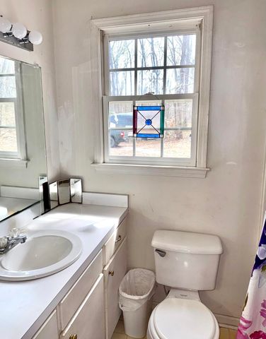 648 Stumphole Road, Elloree, SC 29047