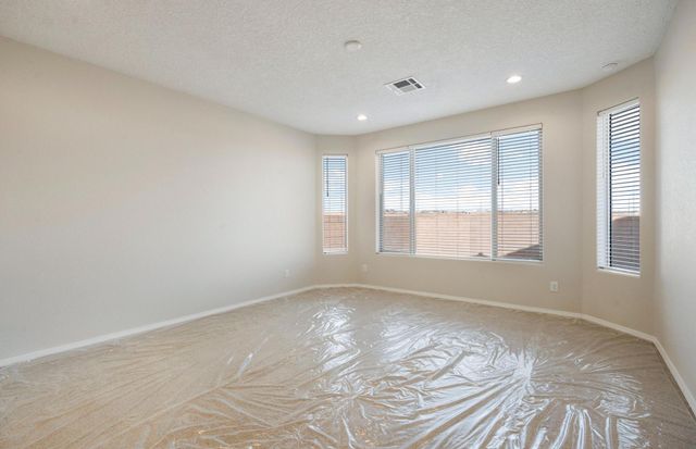 572 Amatista Loop SE, Rio Rancho, NM 87124