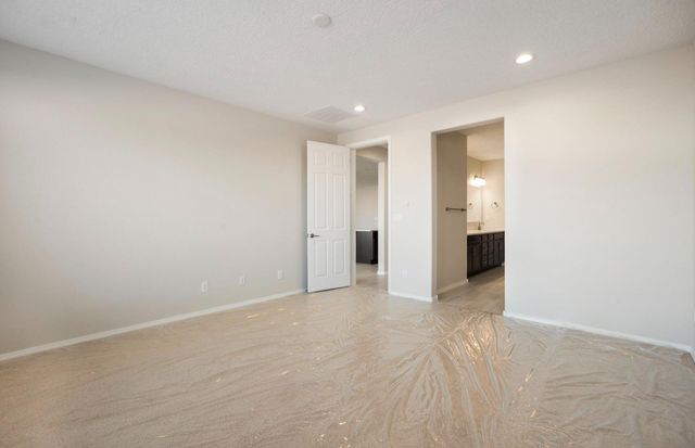 572 Amatista Loop SE, Rio Rancho, NM 87124