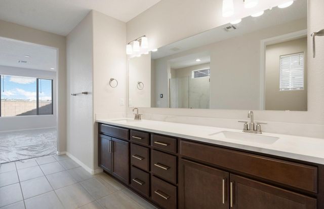 572 Amatista Loop SE, Rio Rancho, NM 87124