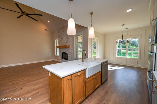 124 Oakworth Drive, Hernando, MS 38632