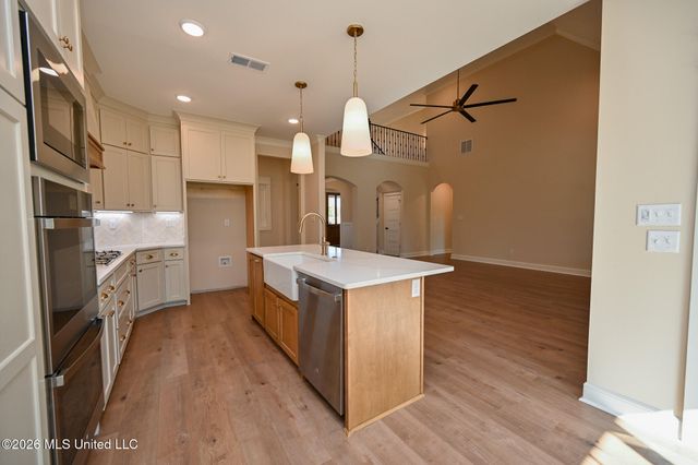 124 Oakworth Drive, Hernando, MS 38632