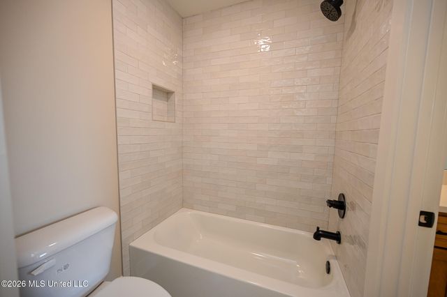 124 Oakworth Drive, Hernando, MS 38632