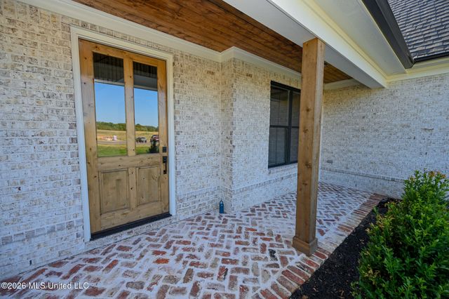 124 Oakworth Drive, Hernando, MS 38632