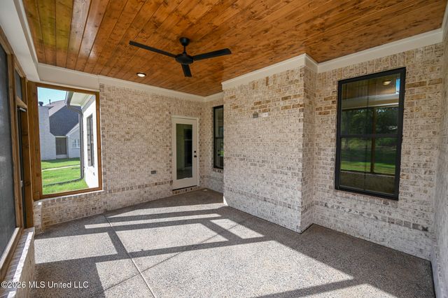 124 Oakworth Drive, Hernando, MS 38632