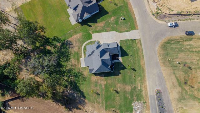 124 Oakworth Drive, Hernando, MS 38632