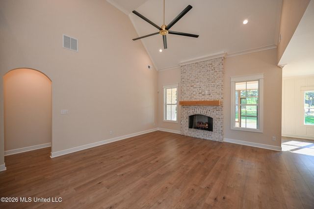 124 Oakworth Drive, Hernando, MS 38632