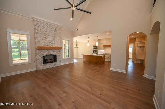 124 Oakworth Drive, Hernando, MS 38632