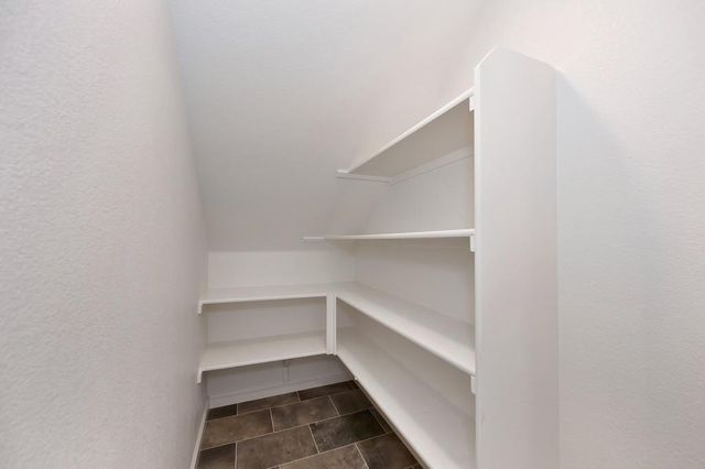 7000 Star Trail Way, Roseville, CA 95747