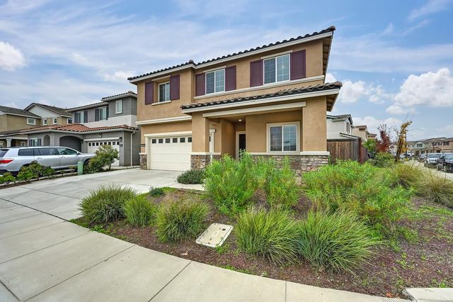 7000 Star Trail Way, Roseville, CA 95747