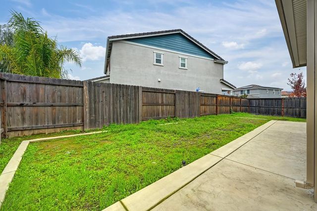 7000 Star Trail Way, Roseville, CA 95747