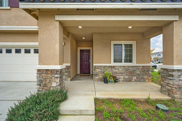 7000 Star Trail Way, Roseville, CA 95747