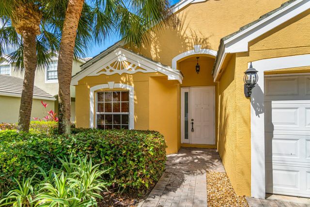 131 Lancaster Way, Royal Palm Beach, FL 33414