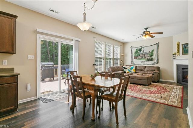 210 Linfoot CT, Williamsburg, VA 23185