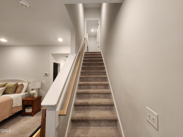 2860 Hunter Woods Drive, Apex, NC 27502