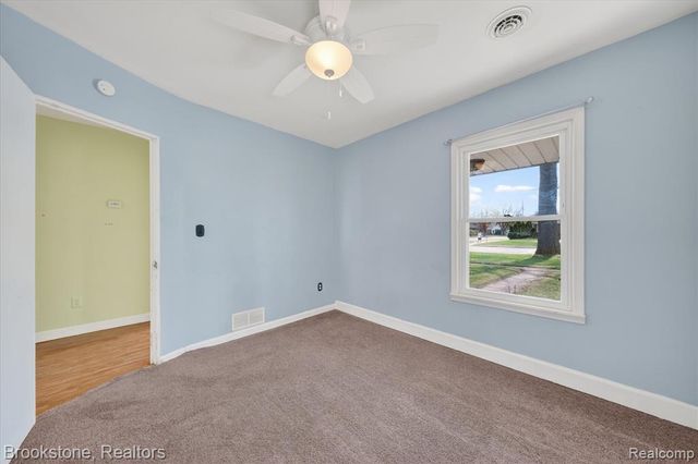 24304 Carlysle Street, Dearborn, MI 48124