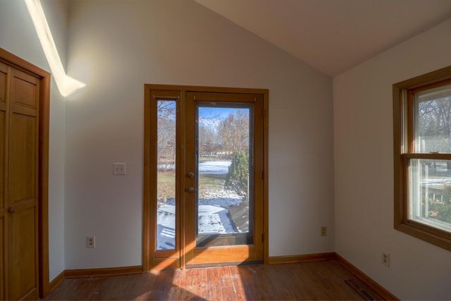 28609 Martha COURT, Waterford, WI 53185