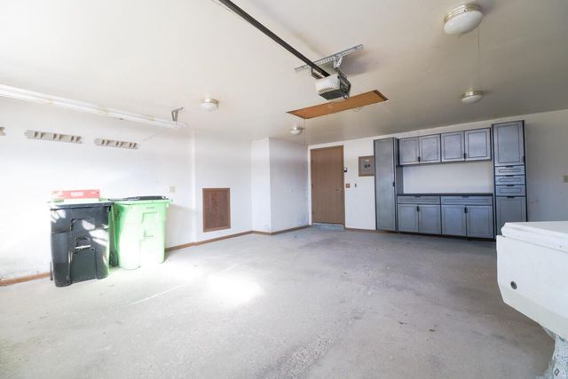 28609 Martha COURT, Waterford, WI 53185