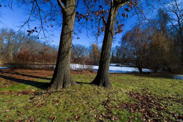 28609 Martha COURT, Waterford, WI 53185