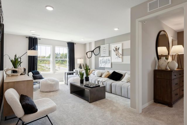 15036 Amberfields Boulevard, Rosemount, MN 55068