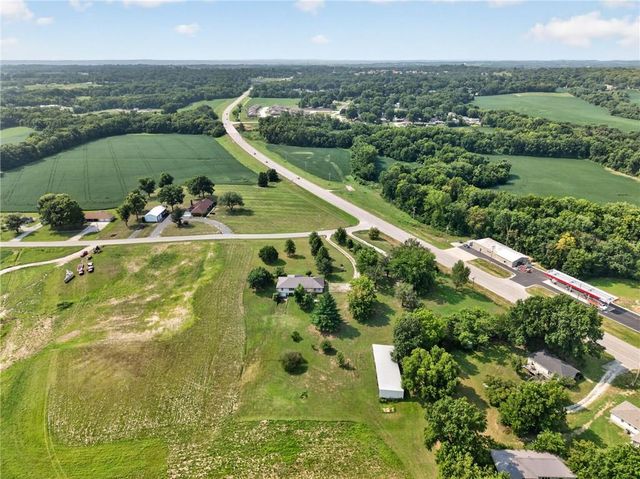 40822 E 116th Street, Richmond, MO 64085